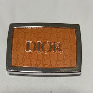 Dior Rosy Glow 004 Coral
